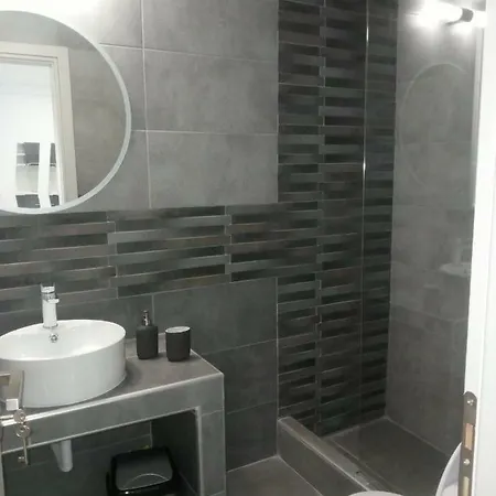 New Apartment Near Metro Larissis In The Centre Of Athene Buitenkant foto
