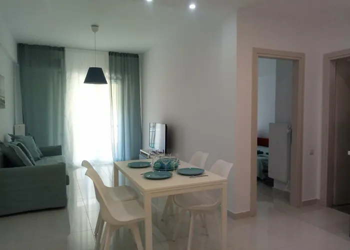 New Apartment Near Metro Larissis In The Centre Of Athens