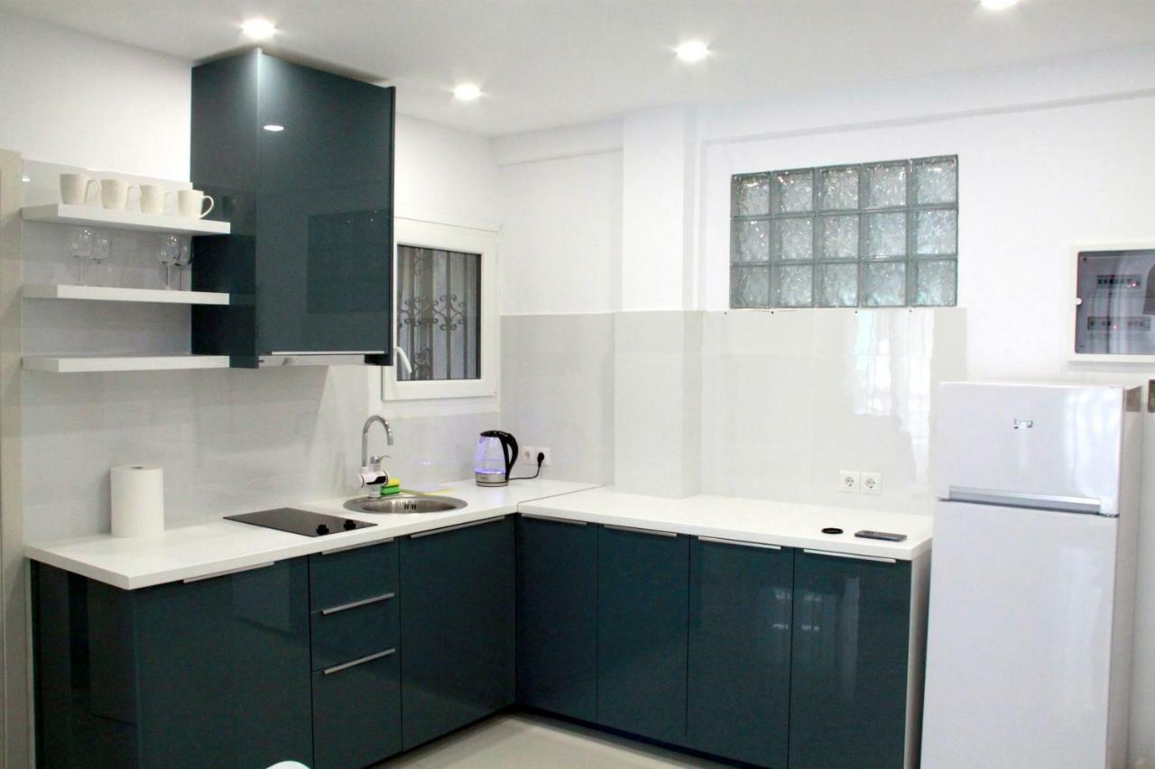 New Near Metro Larissis In The Centre Of Daire